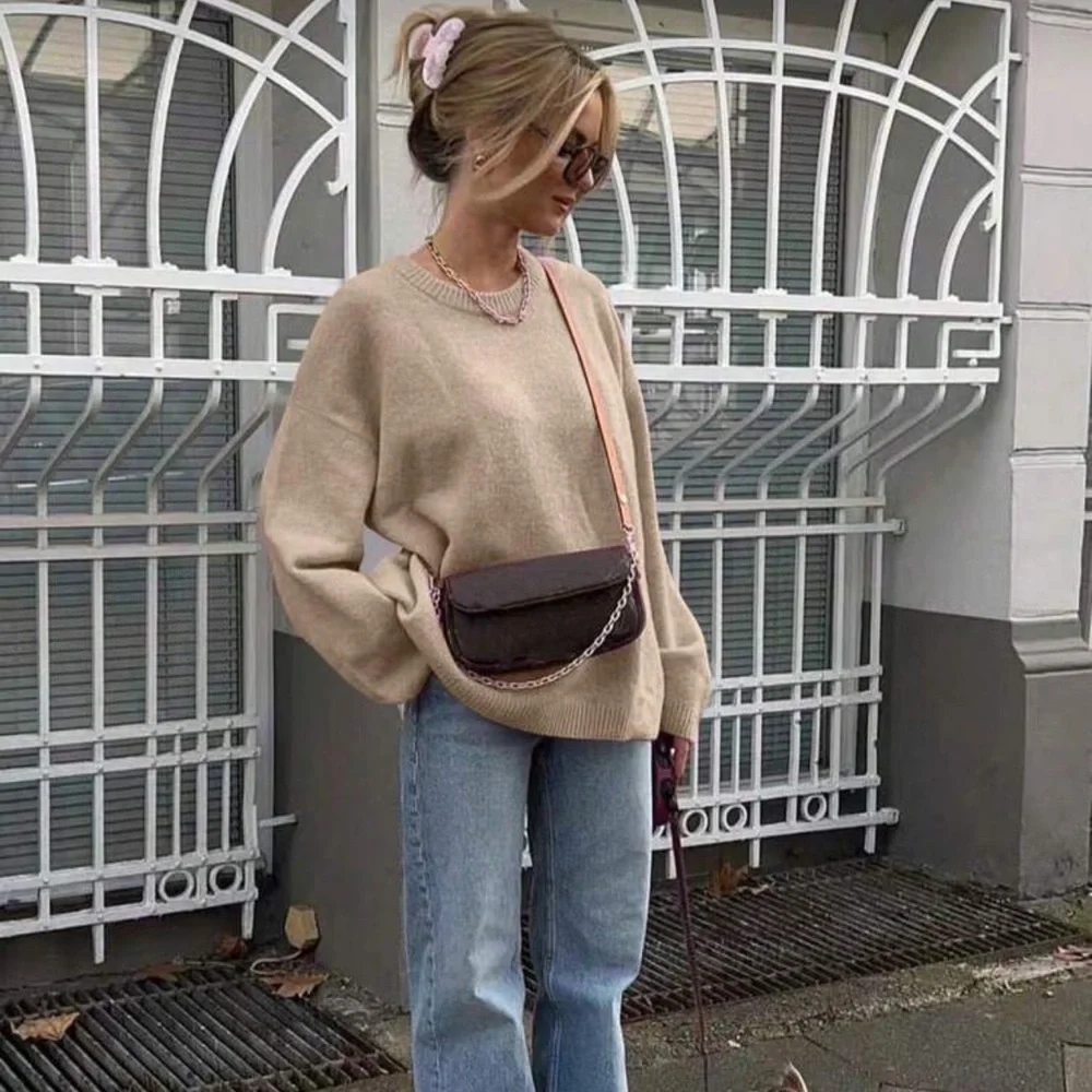 OUT OF STOCK Oversized cozy knit sweater preppy light yellow - Picture 10 of 12